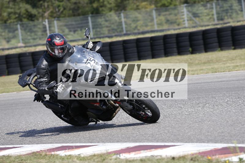 Archiv-2025/49 26.08.2025 Cornu Master School ADR/gruen-vert/25